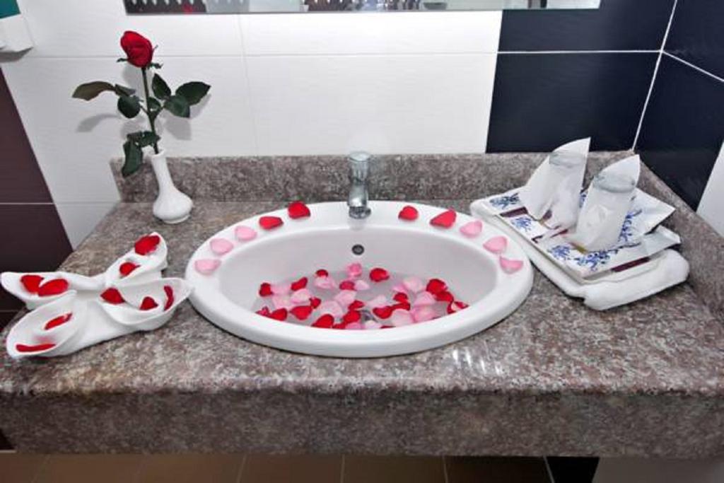 Diamond Crown Hotel Gyogon Luaran gambar