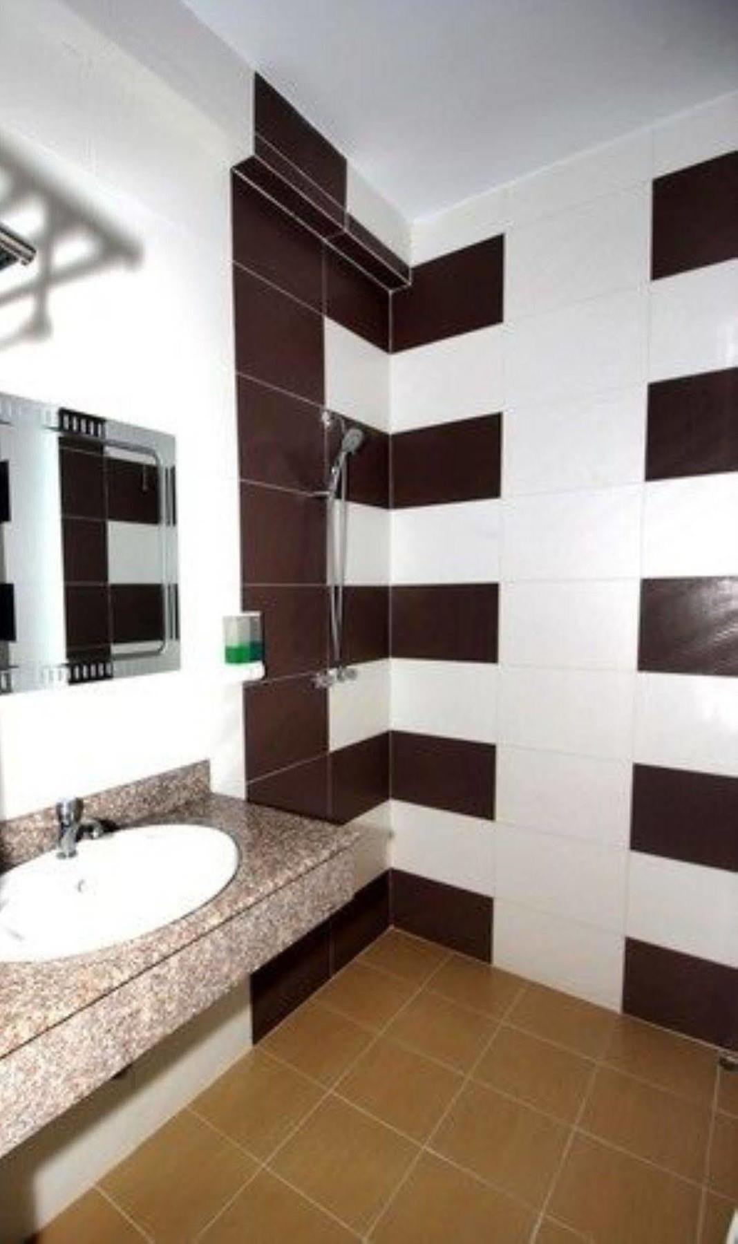 Diamond Crown Hotel Gyogon Luaran gambar