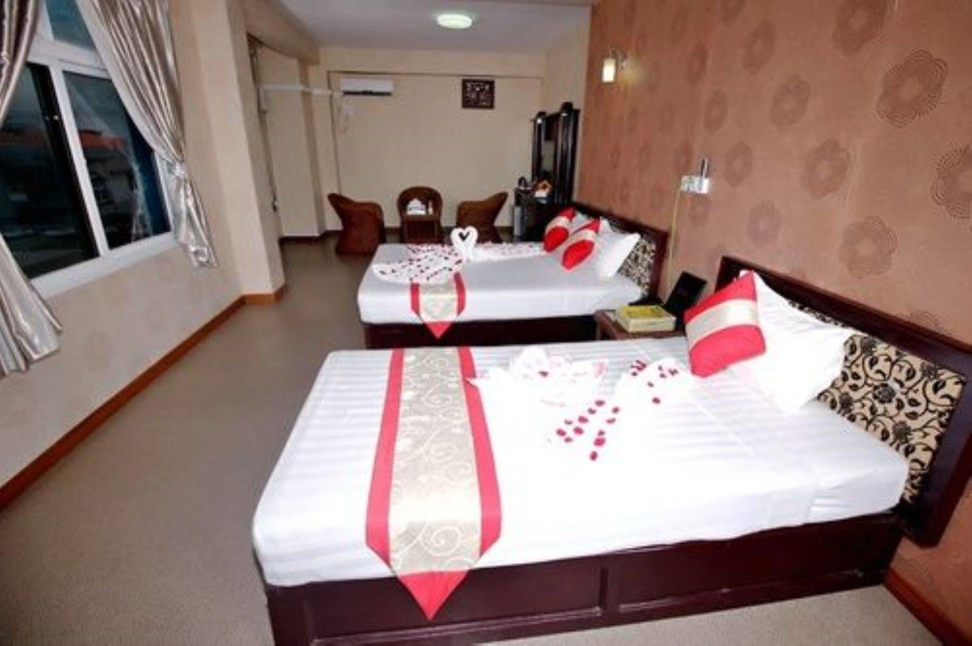 Diamond Crown Hotel Gyogon Luaran gambar