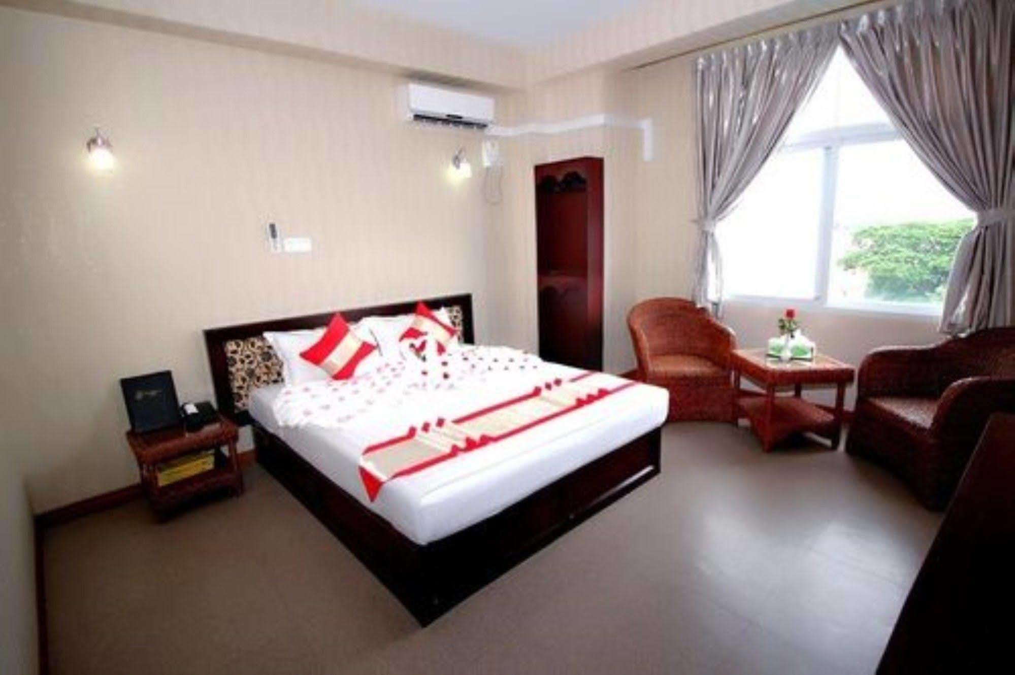 Diamond Crown Hotel Gyogon Luaran gambar