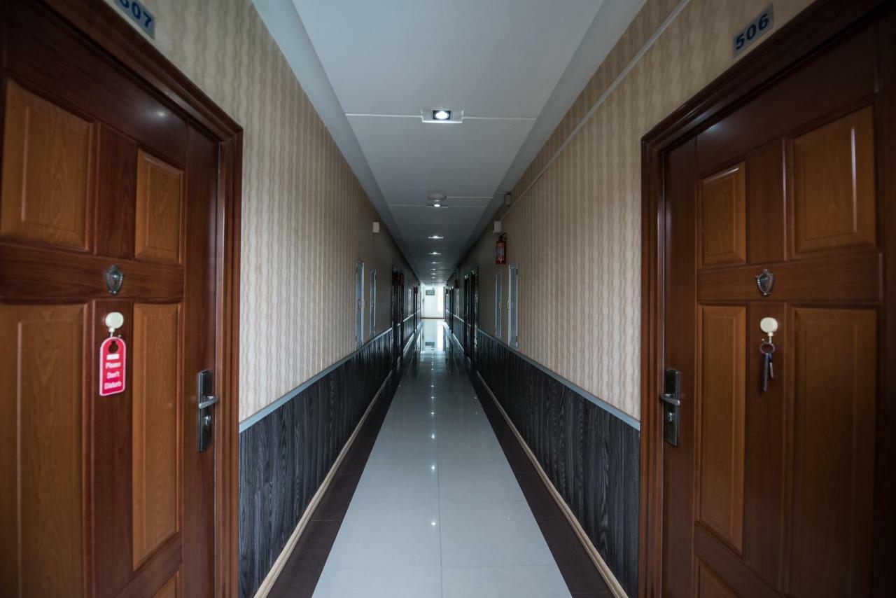 Diamond Crown Hotel Gyogon Luaran gambar